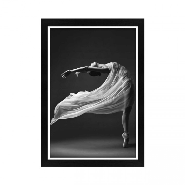 Obraz czarno-biały 23x32 cm kobieta i taniec
